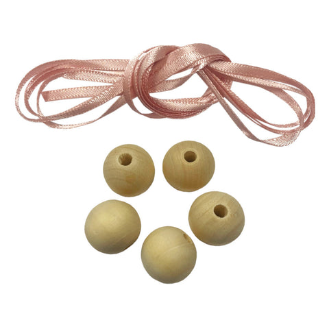 Wooden Heads & Ribbon - Love